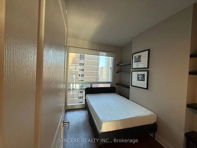 1121 Bay St #1701 — Photo 22