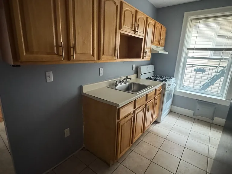 130 W 47th St #23 — Photo 1