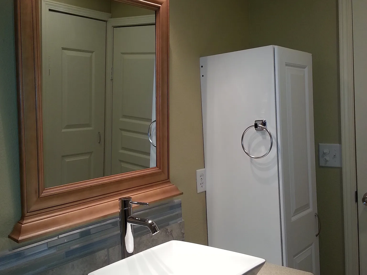 3 bed, 1415 sqft, $1,200 — Photo 3