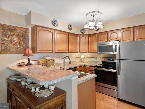 4th image of 38296 Hummingbird Ln Unit 255