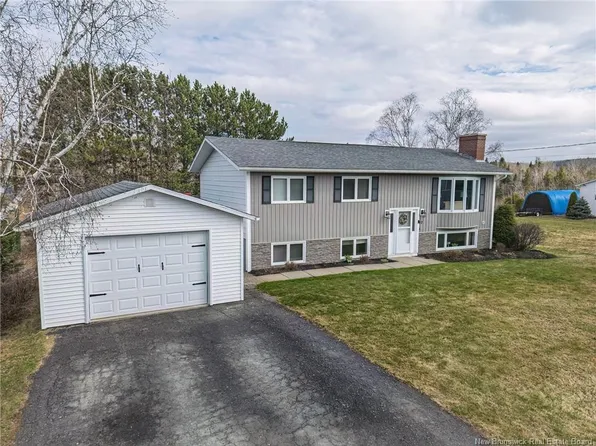 92 Hillcrest Dr, Perth Andover, NB E7H 2H2