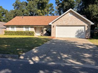 104 Redbreast Ln, Pensacola, FL 32503