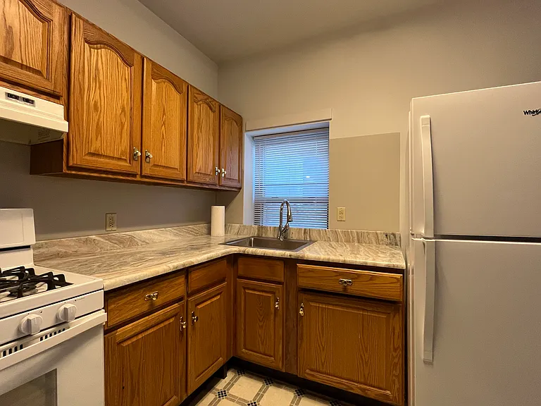 2003 Green St #3R — Photo 1