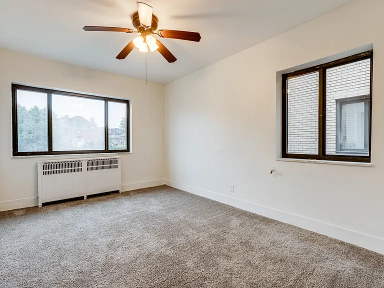 2915 Belrose Ave #203 — Photo 15