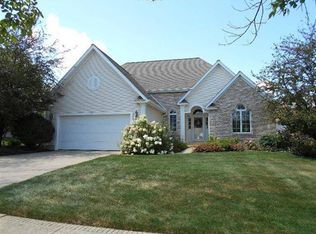 251 Moncrief Dr, Valparaiso, IN 46385