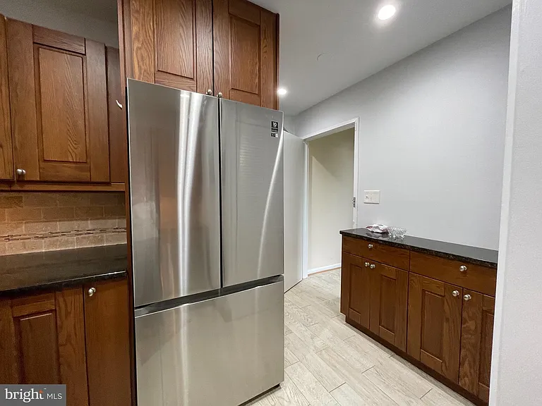 61 G St SW #B — Photo 10