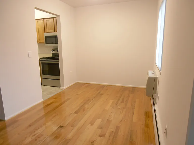 614 E Lincoln Ave #212 — Photo 5