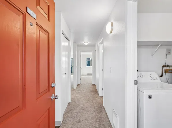 3502 NE 204th St, Seattle, WA 98155