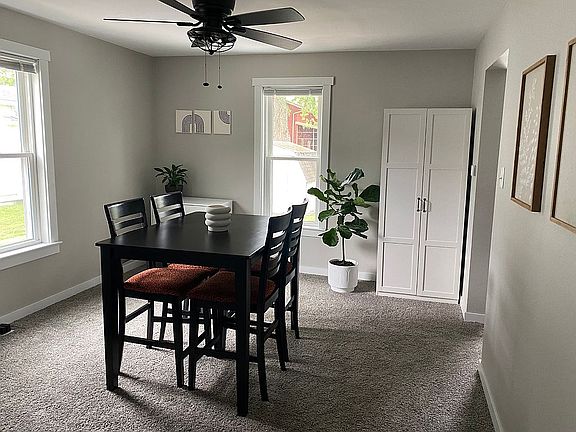 3rd image of 811 Park St