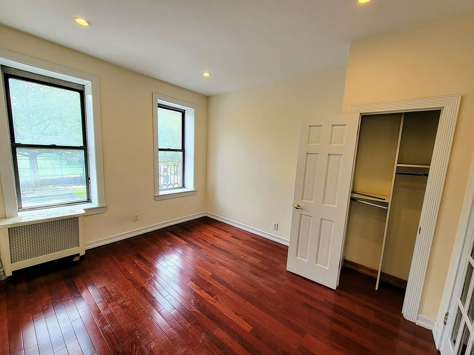 1st image of 301 10th Ave APT 2A