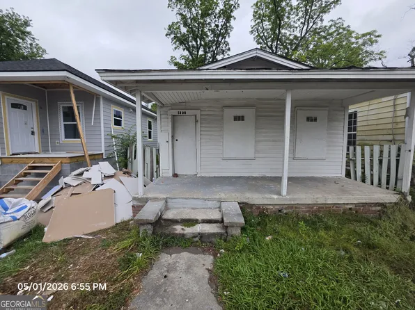 1338 Augusta Ave, Savannah, GA 31415