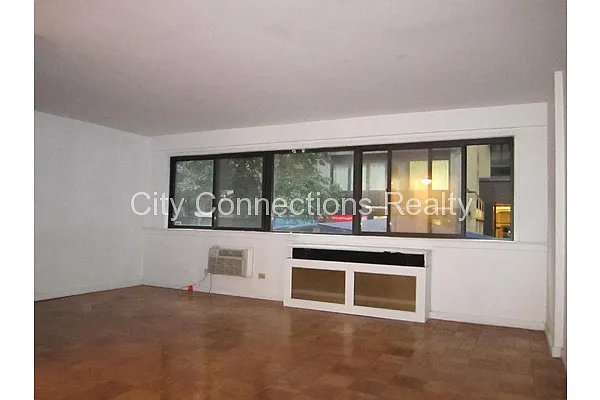 Rented by City Connections Realty | media 31