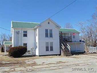 3rd image of 305 W Wood St