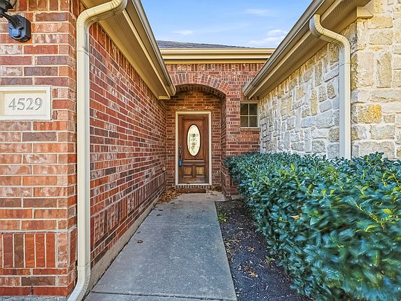 Entry to home