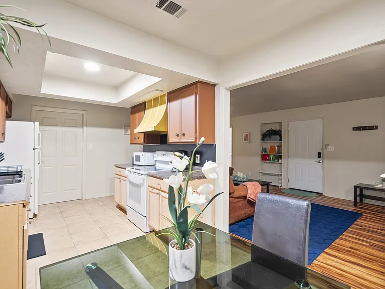2503 Parker Ln #A — Photo 11