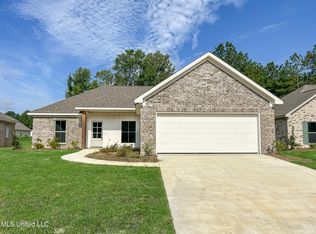 970 Riverside Ln, Pearl, MS 39208