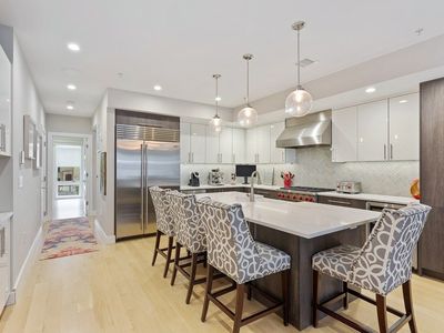 704 Madison St #2, Hoboken, NJ, 07030