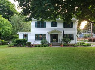 225 Landing Rd S, Rochester, NY 14610