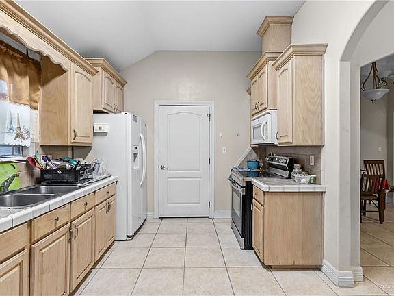 3rd image of 2725 N 45th St