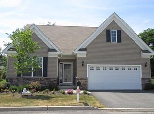 2 Cyprus Dr, Middletown, NY 10940