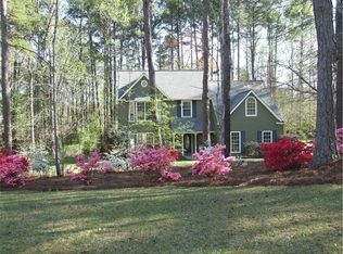 180 Park Timbers Dr, Sharpsburg, GA 30277