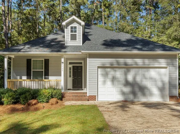 1425 Carolina Dr, Sanford, NC 27332