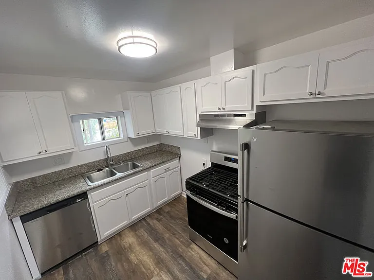 419 La Colina Dr #4 — Photo 1