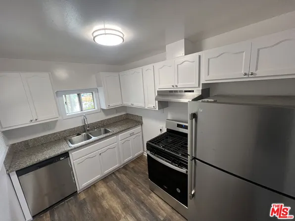419 La Colina Dr APT 4, Inglewood, CA 90302