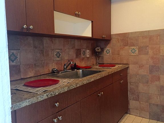 4th image of 620 NW 8th Ave #4L