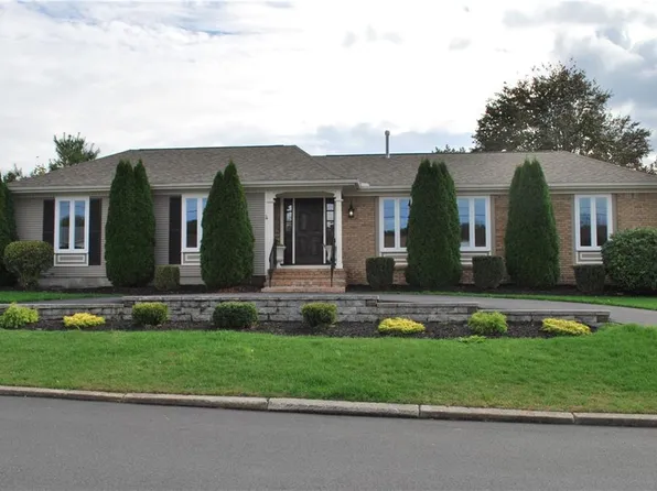 20 Carriage Way, North Providence, RI 02904