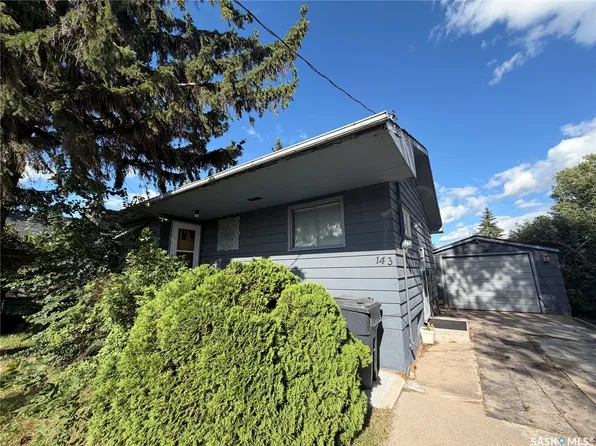 143 Gladstone Avenue N, Yorkton, SK S3N 2A7