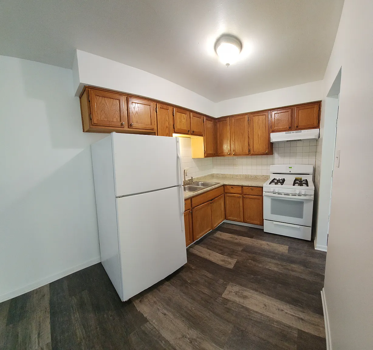 5700 108th St #2C photo 1
