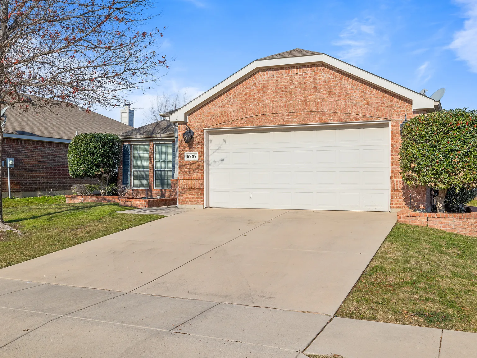 3 bed, 1751 sqft, $2,150 — Photo 2