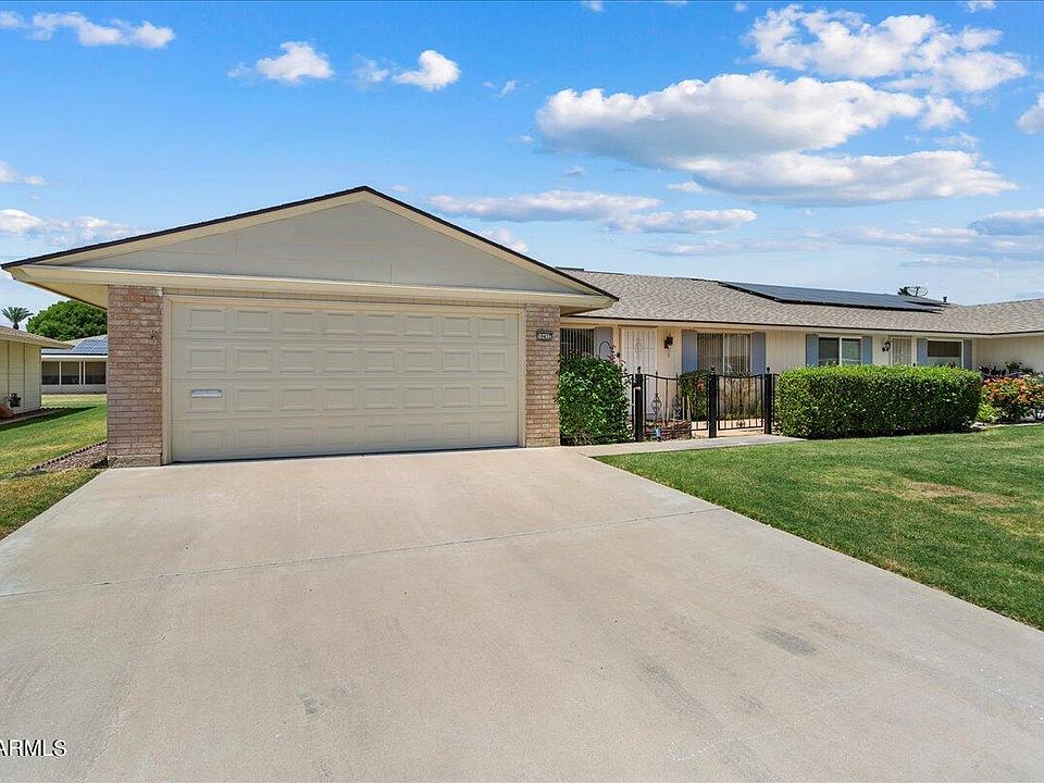 1st image of 10432 W Kingswood Cir