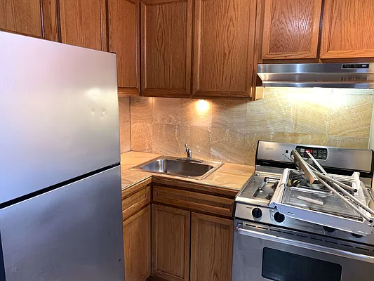 Rented by Tapiro Realty | media 4