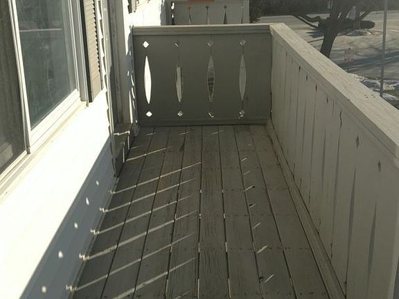5th image of 13470 Dixie Hwy APT A1