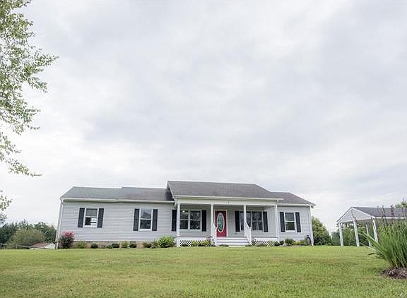 5th image of 7 Holly Springs Dr
