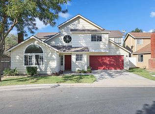 812 E Oakridge Ave, Visalia, CA 93292