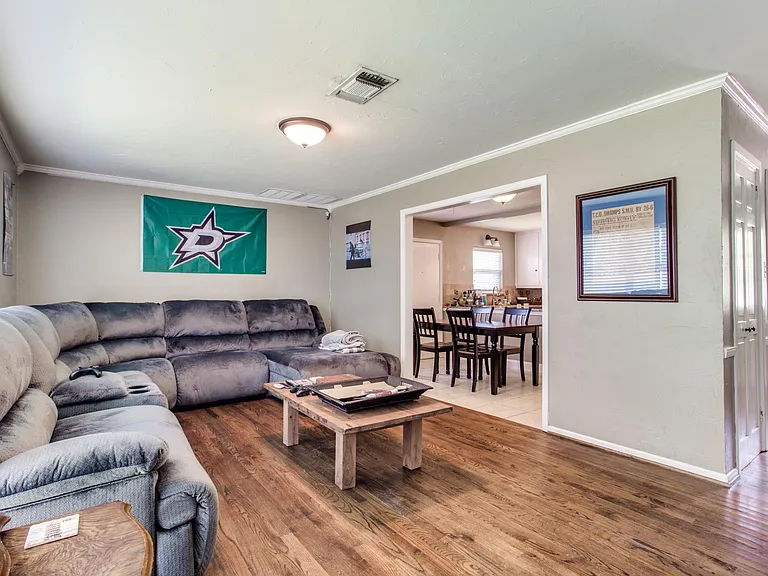 3612 Winston Rd — Photo 5
