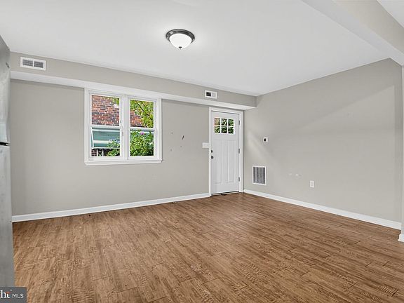 5th image of 8541 Chestnut Oak Rd