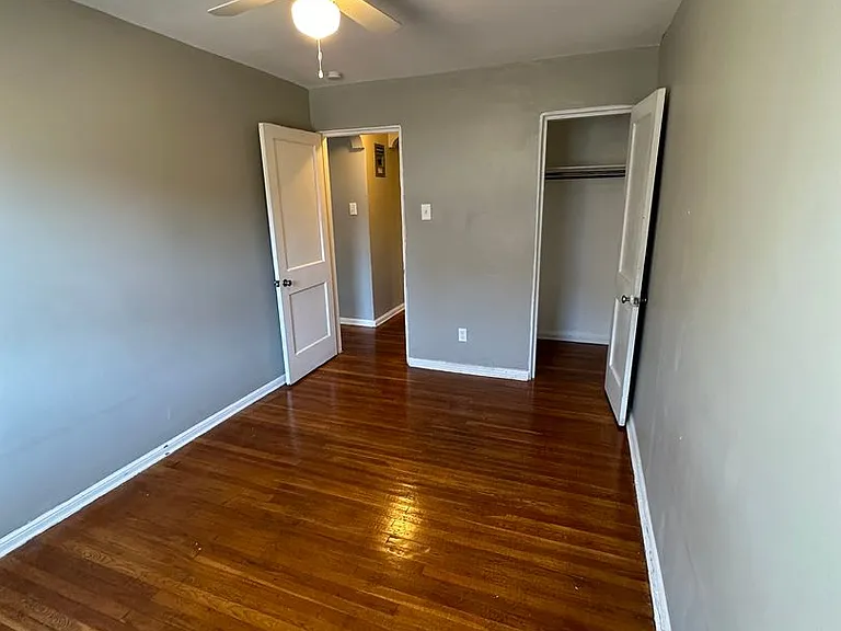 728 E Chester Pike — Photo 6