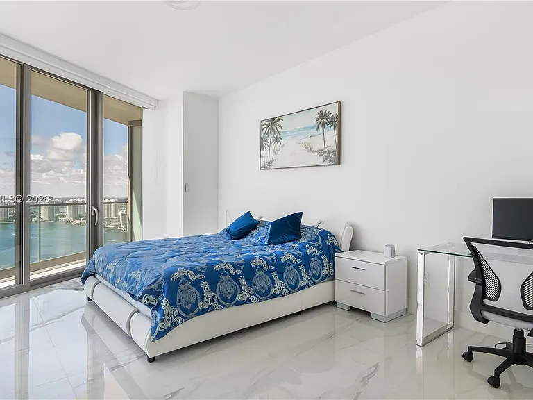 18975 Collins Ave #3504 — Photo 32