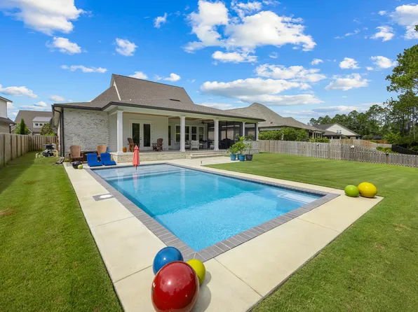 112 Revana Way, Freeport, FL 32439
