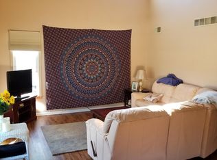49 Williamsburg Ct, Glassboro, NJ 08028