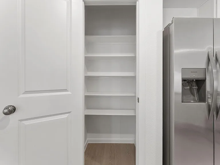 706 Umbrella Tree Dr — Photo 13
