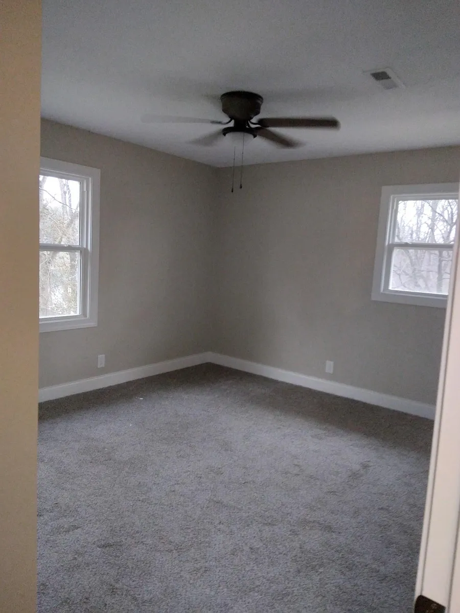 Building Photo - 407 Winding Way Rd