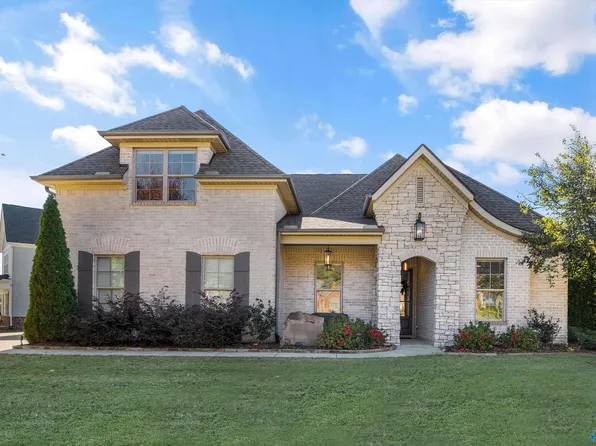 17 Astoria Ln SE, Gurley, AL 35748