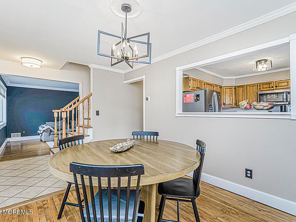 4th image of 34 Dartmouth Drive