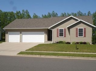 404 Nicholas St, Tomah, WI 54660