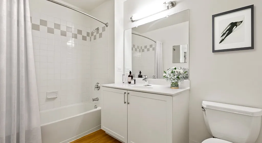 1 bed, 1.0 bath, 850 sqft, $4,540 — Photo 4